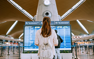Travel Advisor presenting to a group